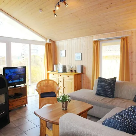 Mit Sauna Im Mirow 度假居 Granzow